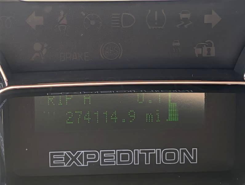 Ford Expedition XLT 4WD 2012