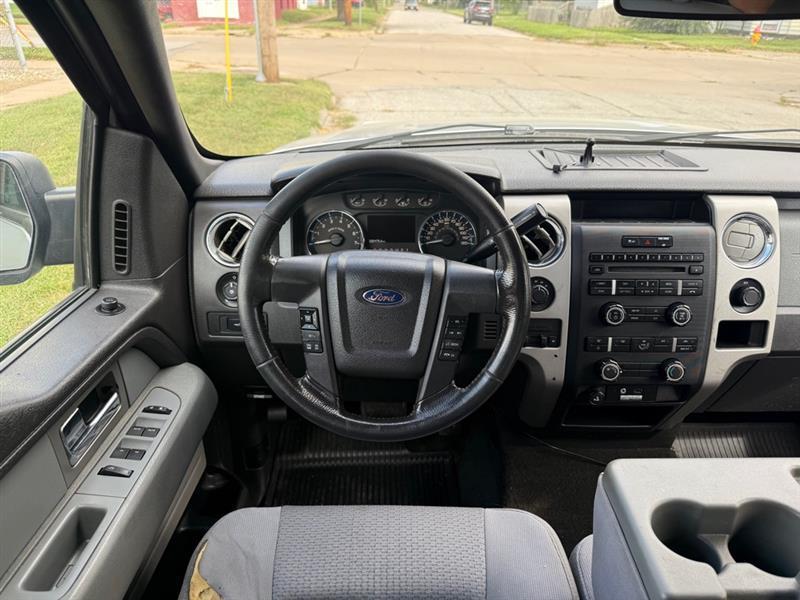 Ford F-150 XL SuperCrew 6.5-ft. Bed 4WD 2011
