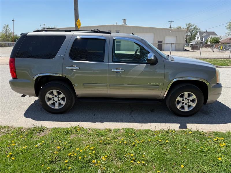 GMC Yukon SLT-1 4WD 2009