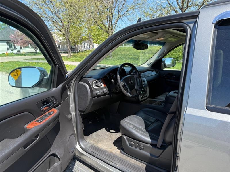GMC Yukon SLT-1 4WD 2009