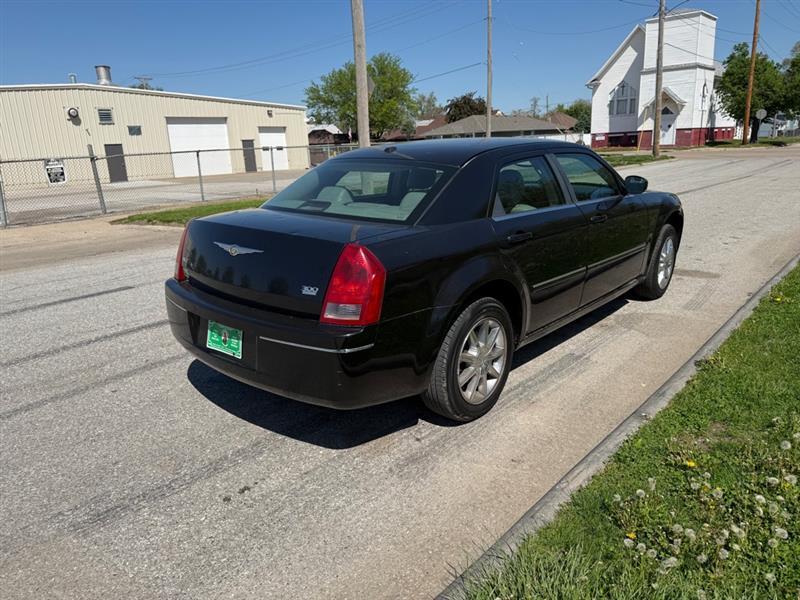 Chrysler 300 Touring AWD 2007