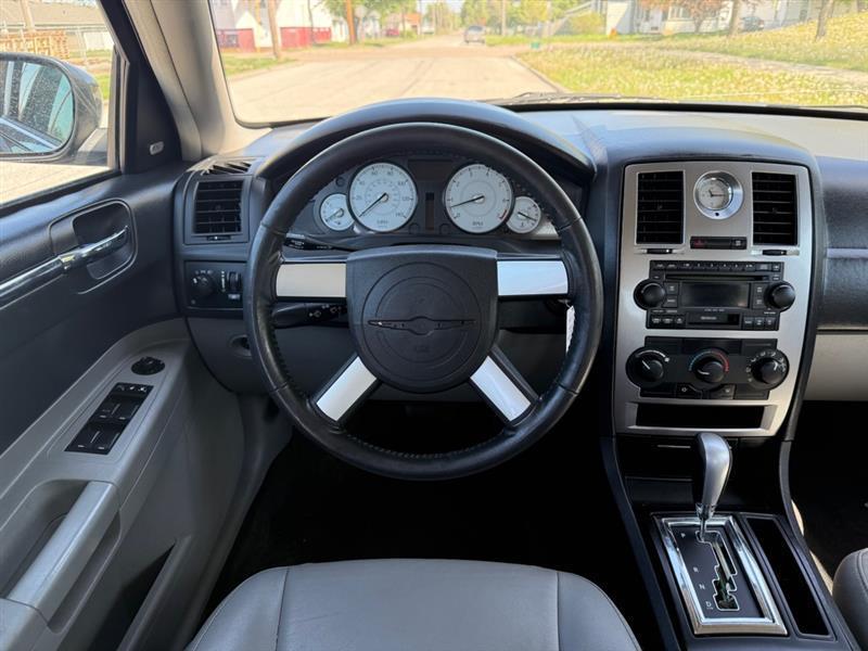 Chrysler 300 Touring AWD 2007