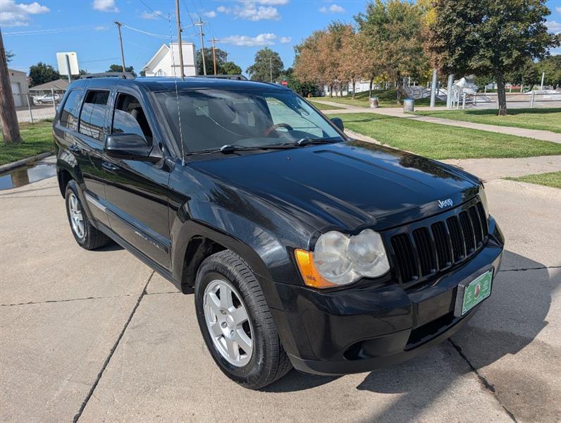Jeep Grand Cherokee Laredo 4WD 2010