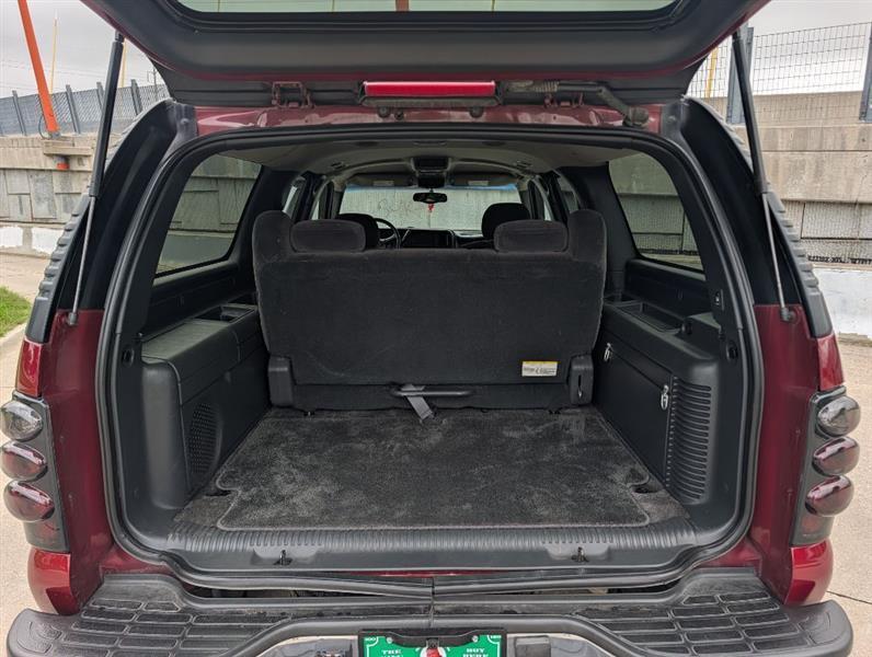 Chevrolet Suburban 1500 4WD 2002