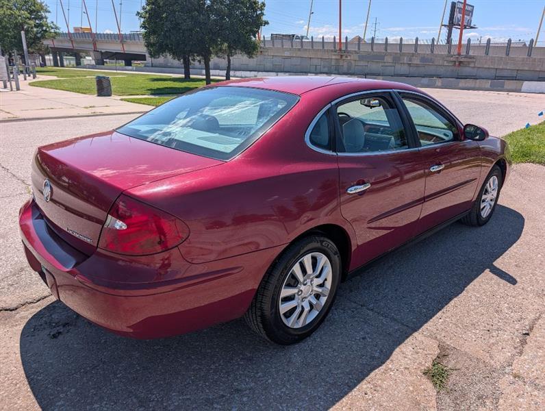 Buick LaCrosse CX 2005