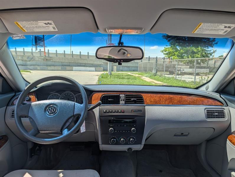 Buick LaCrosse CX 2005