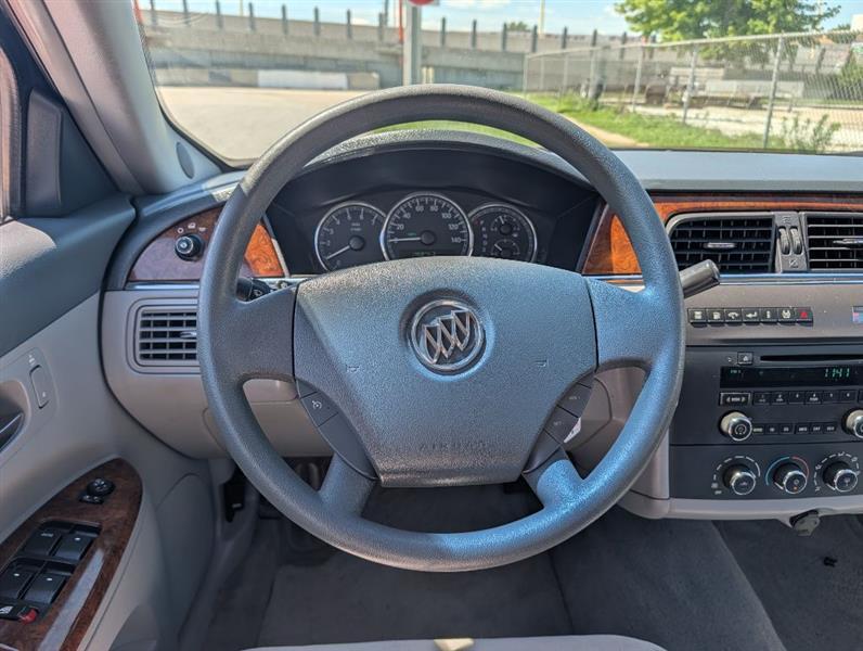 Buick LaCrosse CX 2005