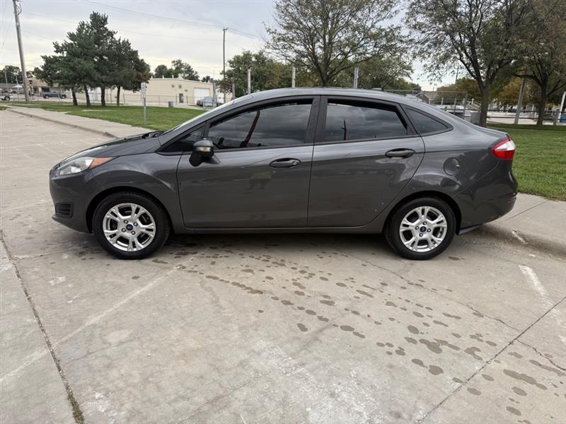 Ford Fiesta SE Sedan 2016