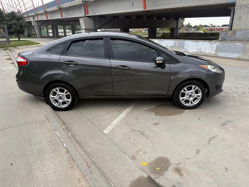 Ford Fiesta SE Sedan 2016