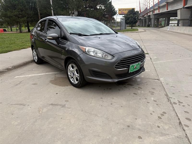 Ford Fiesta SE Sedan 2016