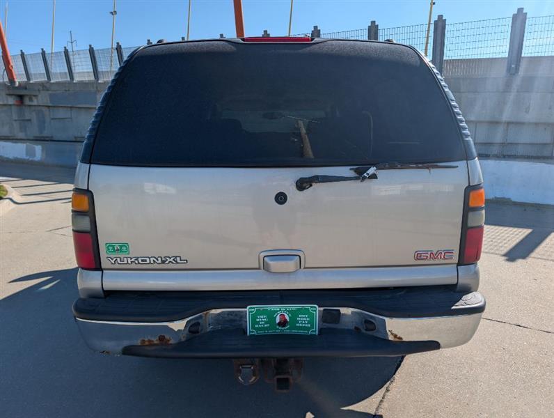 GMC Yukon XL 2500 4WD 2005