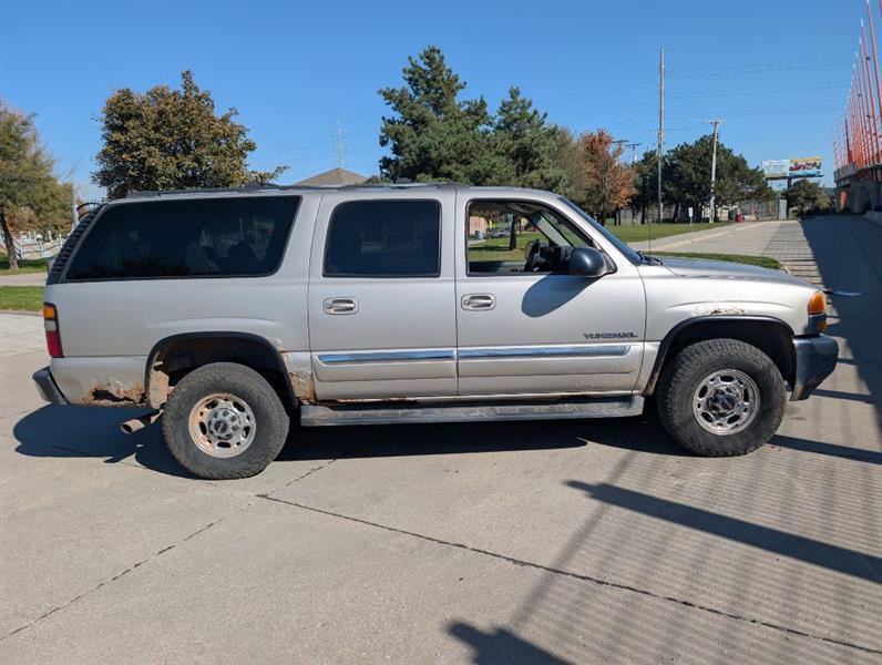 GMC Yukon XL 2500 4WD 2005