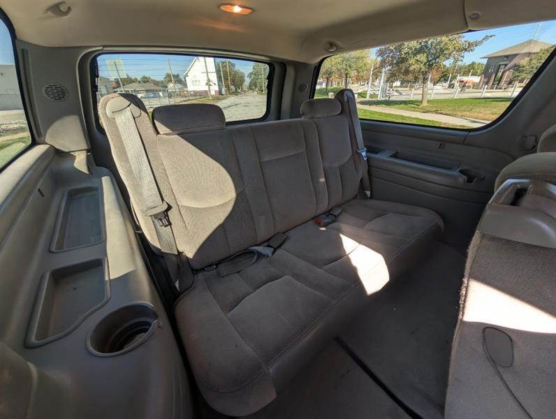 GMC Yukon XL 2500 4WD 2005