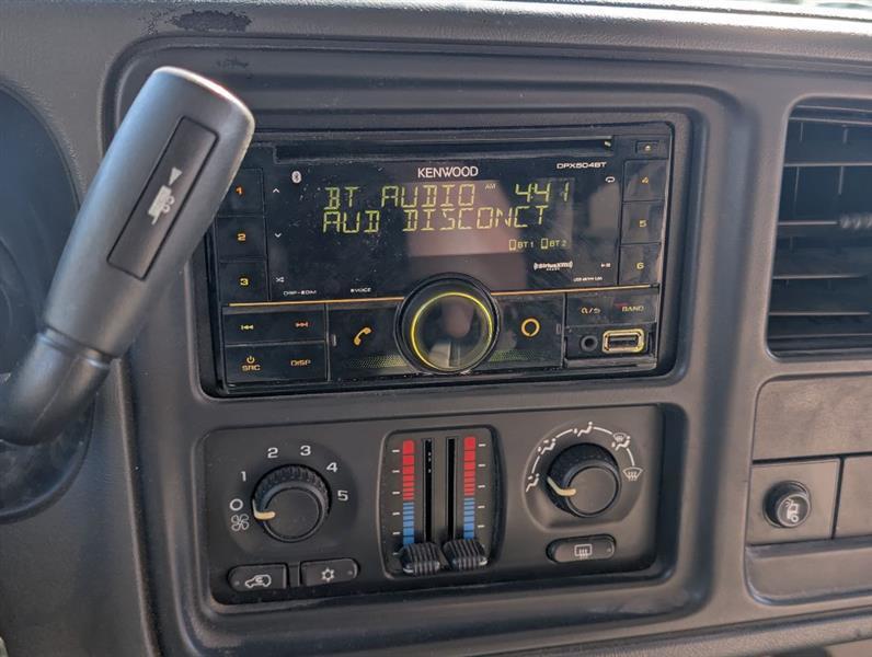 GMC Yukon XL 2500 4WD 2005