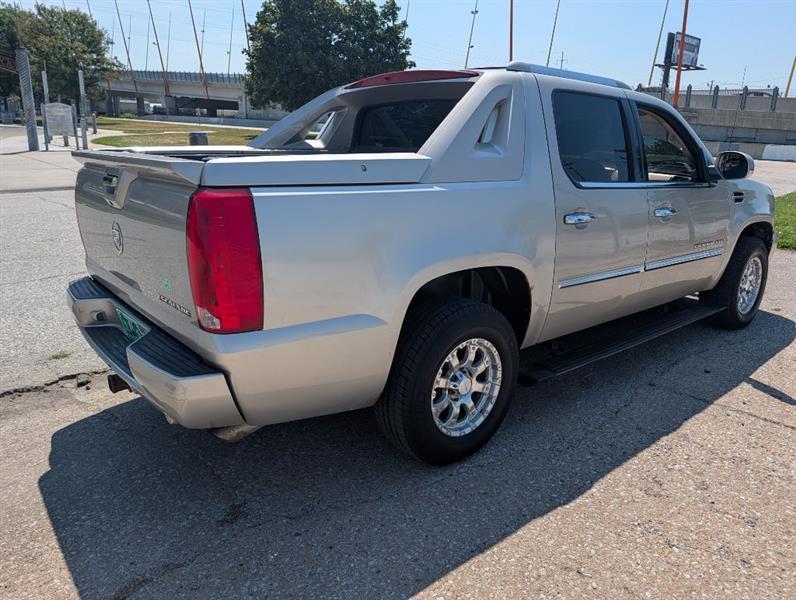 Cadillac Escalade EXT Sport Utility Truck 2008