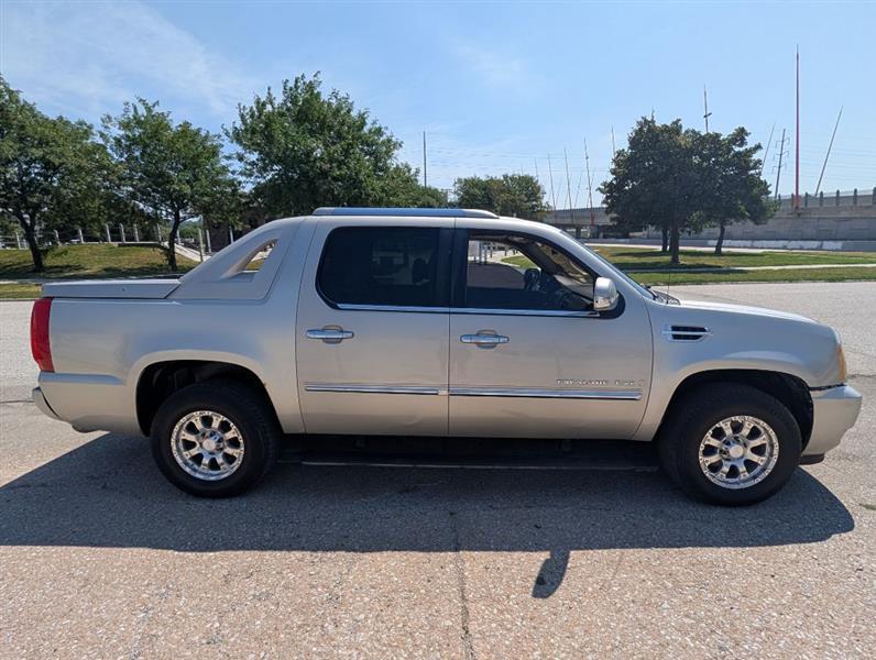 Cadillac Escalade EXT Sport Utility Truck 2008