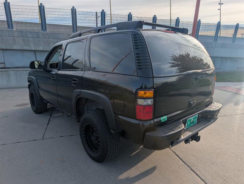 Chevrolet Tahoe 4WD 2002