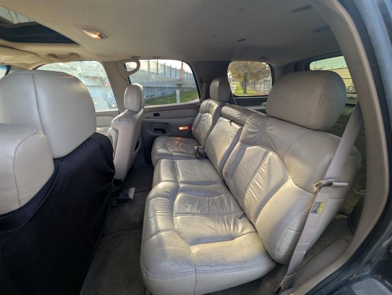 Chevrolet Tahoe 4WD 2002