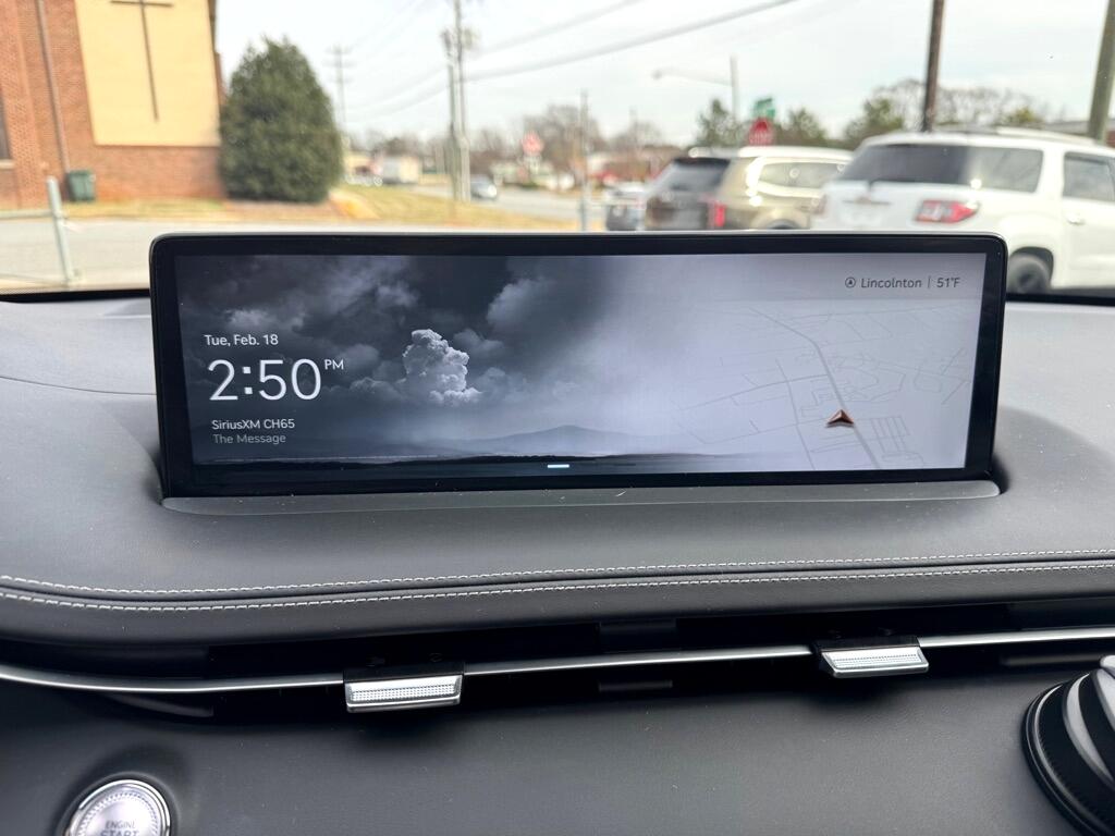 2023 Genesis GV70 2.5T photo 8