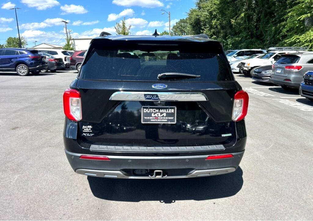 2020 Ford Explorer XLT photo 4