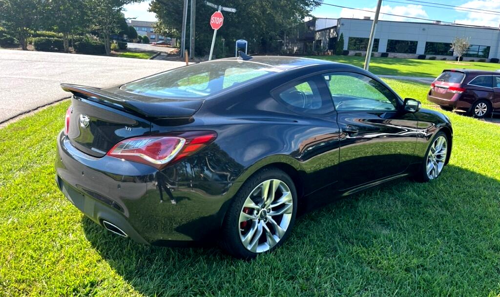 2016 Hyundai Genesis Coupe 3.8 Ultimate photo 5