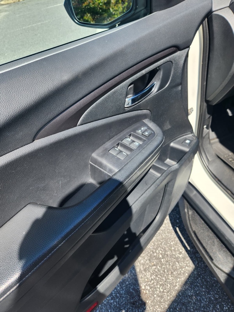 2019 Honda Ridgeline RTL photo 6