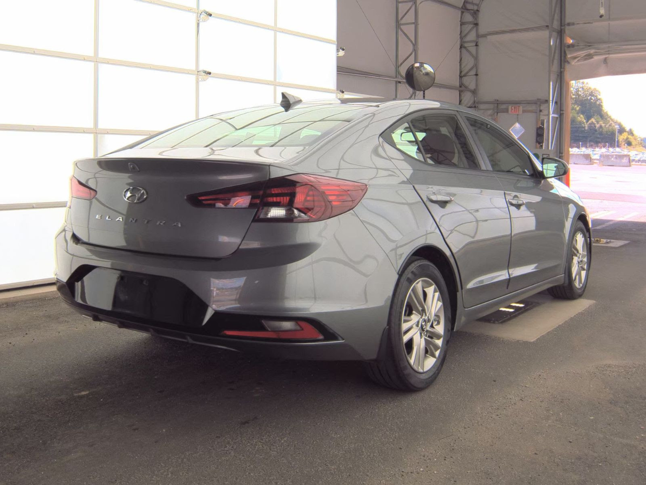 2019 Hyundai Elantra SEL Value Edition Limited photo 3