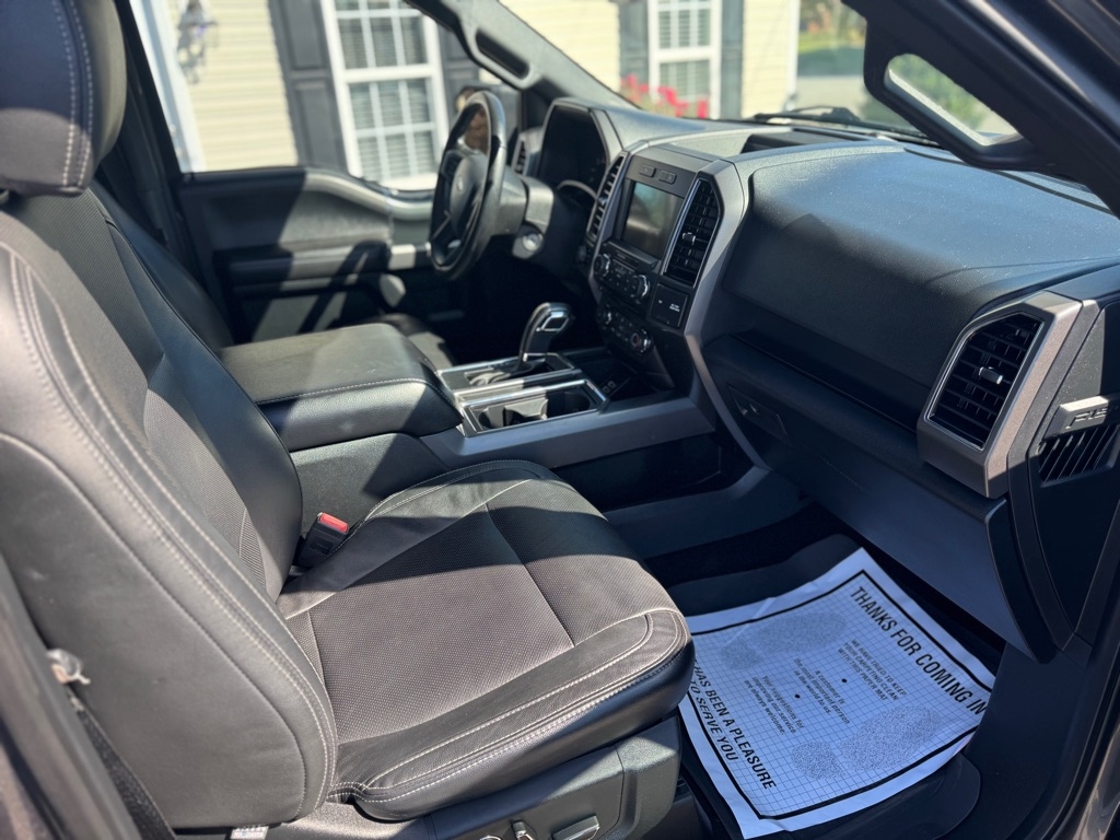 2018 Ford F-150 XLT photo 11