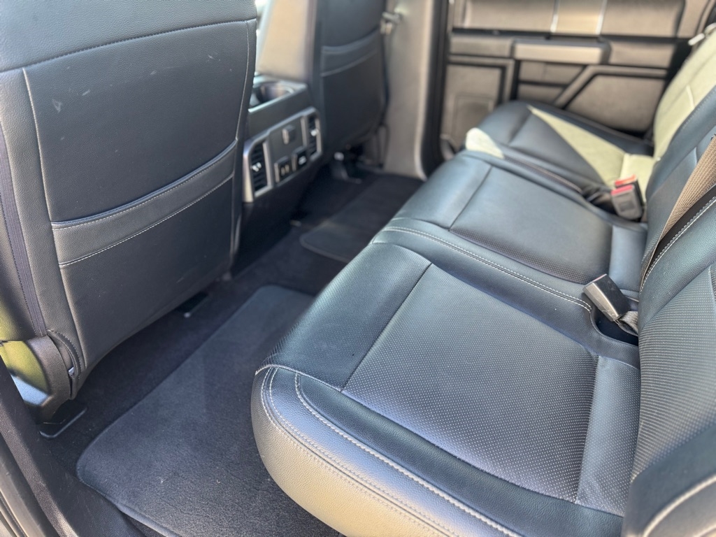 2018 Ford F-150 XLT photo 12