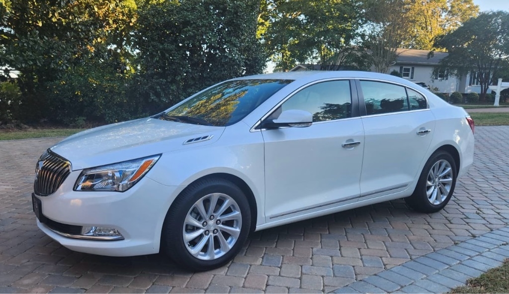 Buick LaCrosse Leather Package 2016