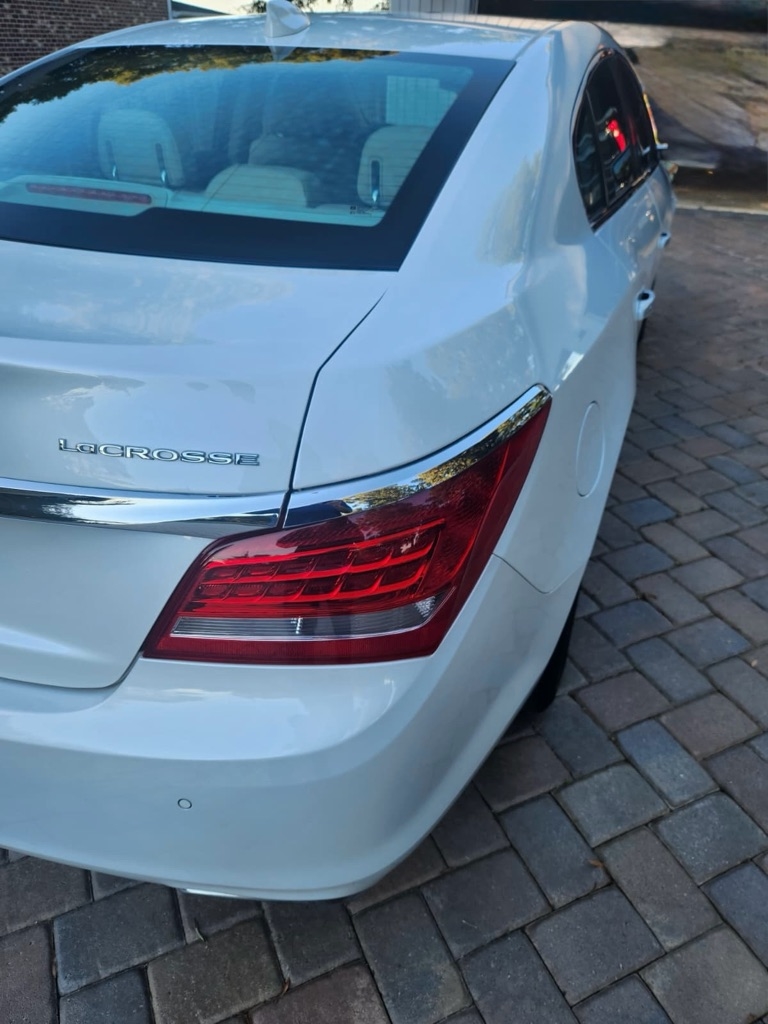 Buick LaCrosse Leather Package 2016