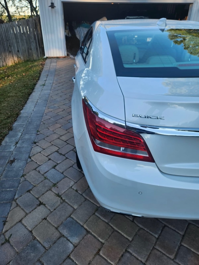 Buick LaCrosse Leather Package 2016