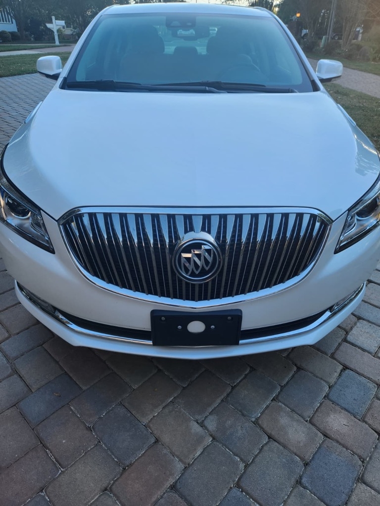 Buick LaCrosse Leather Package 2016