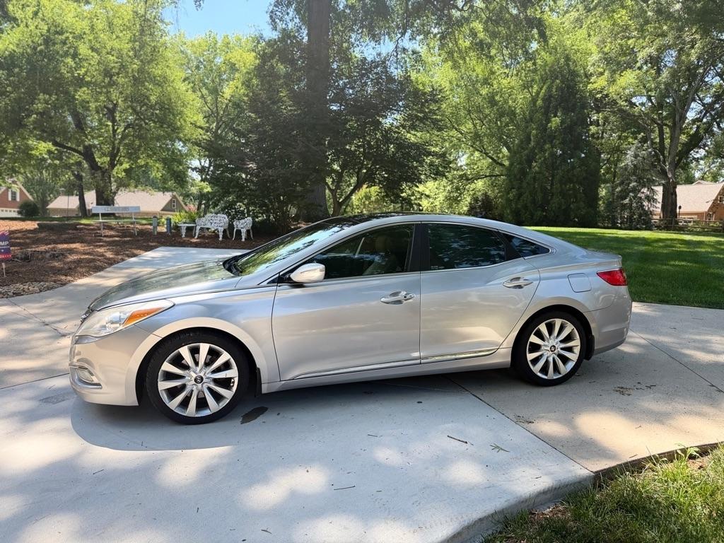 2013 Hyundai Azera -'s photo