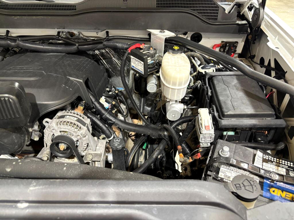 Chevrolet Silverado 2500 W/T Crew Cab 4WD LWB 2018