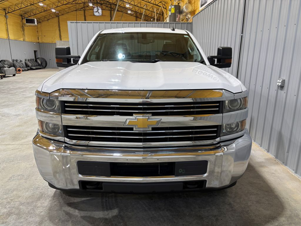 Chevrolet Silverado 2500 W/T Crew Cab 4WD SWB 2015