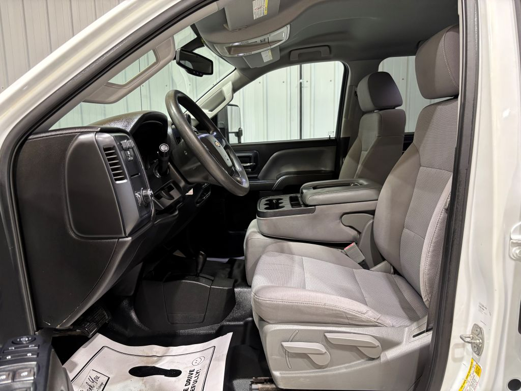 Chevrolet Silverado 2500 W/T Crew Cab 4WD SWB 2015