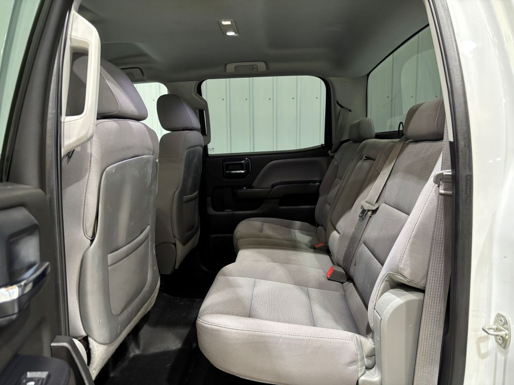 Chevrolet Silverado 2500 W/T Crew Cab 4WD SWB 2015