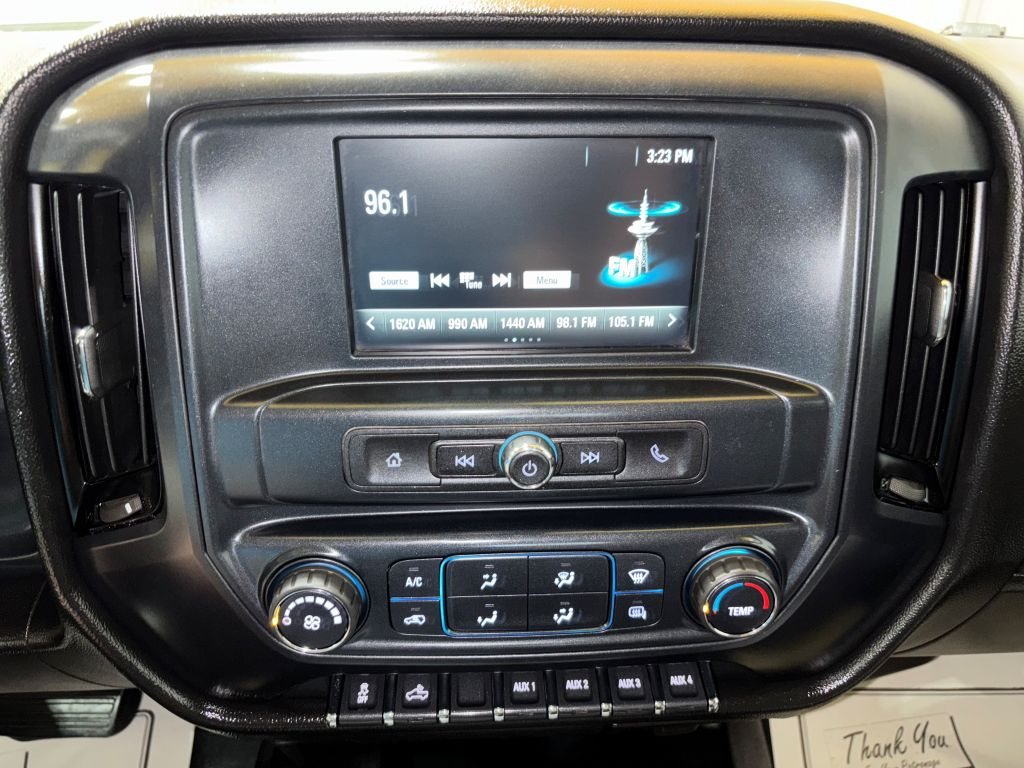 Chevrolet Silverado 2500 W/T Crew Cab 4WD LWB 2018