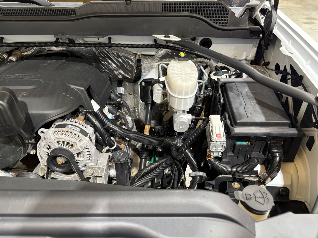 Chevrolet Silverado 2500 W/T Crew Cab 4WD LWB 2018