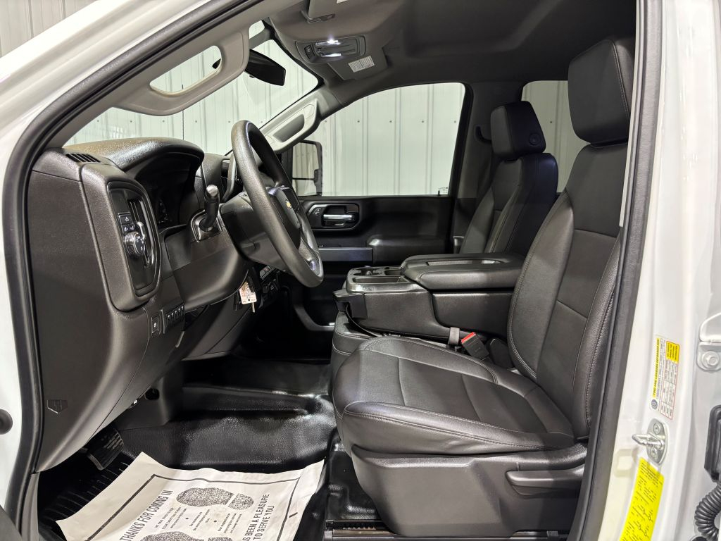 Chevrolet Silverado 2500 W/T Crew Cab 2WD LWB 2022