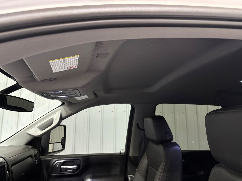 Chevrolet Silverado 2500 W/T Crew Cab 2WD LWB 2022