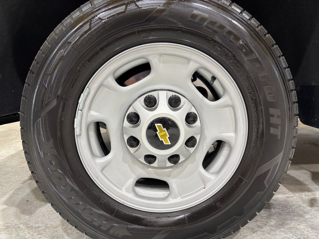 Chevrolet Silverado 2500 W/T Crew Cab 2WD LWB 2022