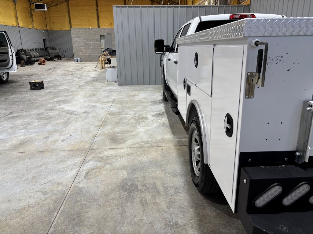 Chevrolet Silverado 2500 W/T Crew Cab 4WD LWB 2019