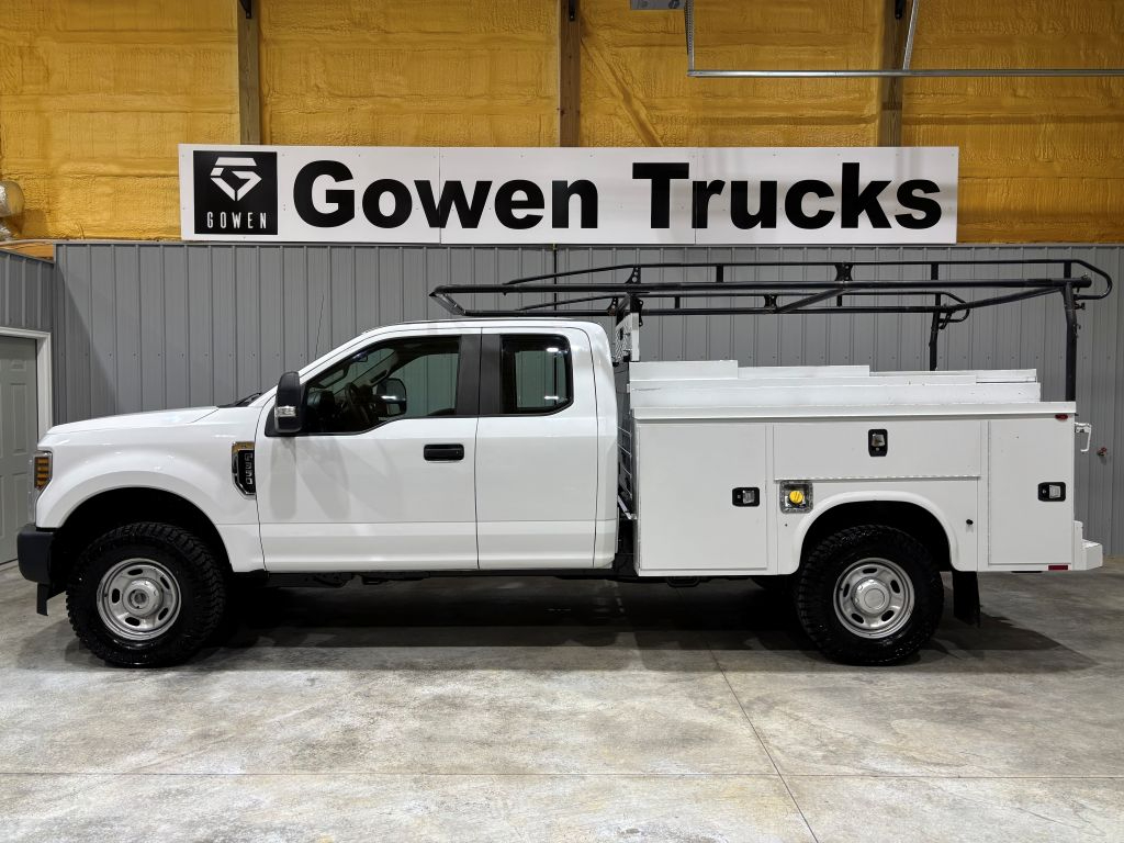 2018 Ford F-350 photo 2