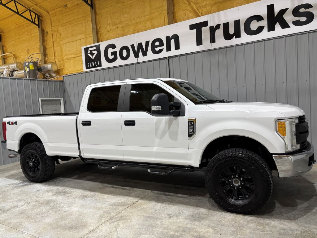 2017 Ford F-250 photo 3