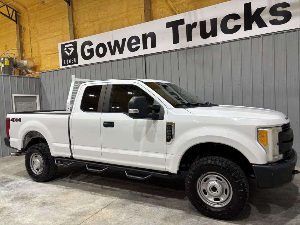 2017 Ford F-250 photo 3