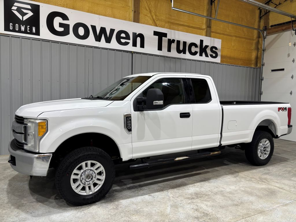 2017 Ford F-250 photo 4