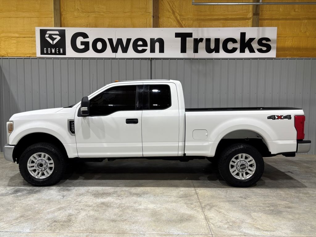 2018 Ford F-250 photo 2