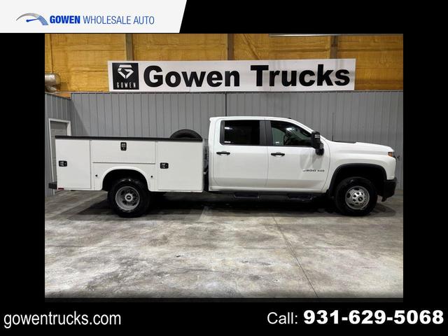 White 2021 Chevrolet Silverado 3500HD Pickup Truck Four-Wheel Drive Automatic